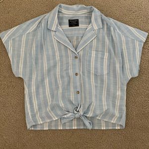 Never Worn A&F Short Sleeve Button Up